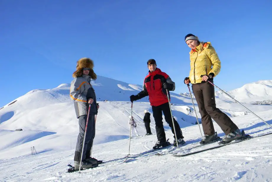Meilleure station de ski en France pour faire la fête : vivez des soirées inoubliables sur les pistes