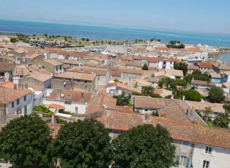 Île de Ré : les activités incontournables à découvrir en 2025 CAF de Nice