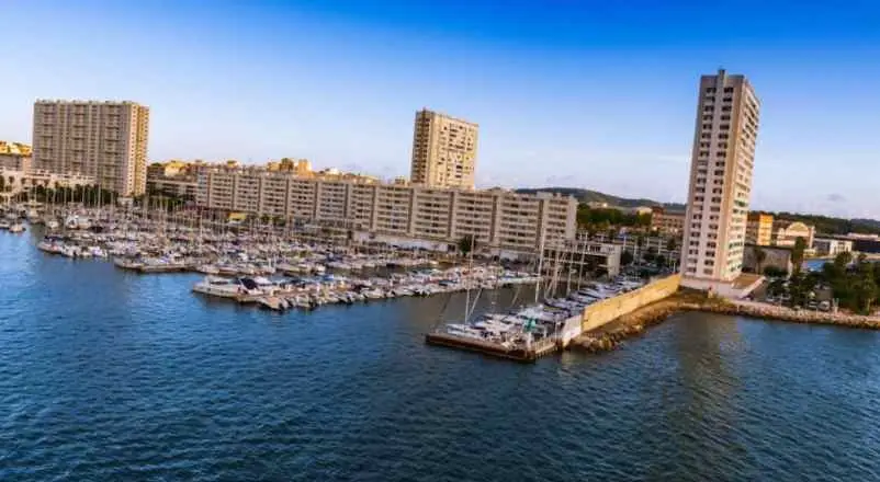 Toulon, la ville destination top soleil de France en octobre CAF de Nice Toulon, la ville destination top soleil de France en octobre CAF de Nice
