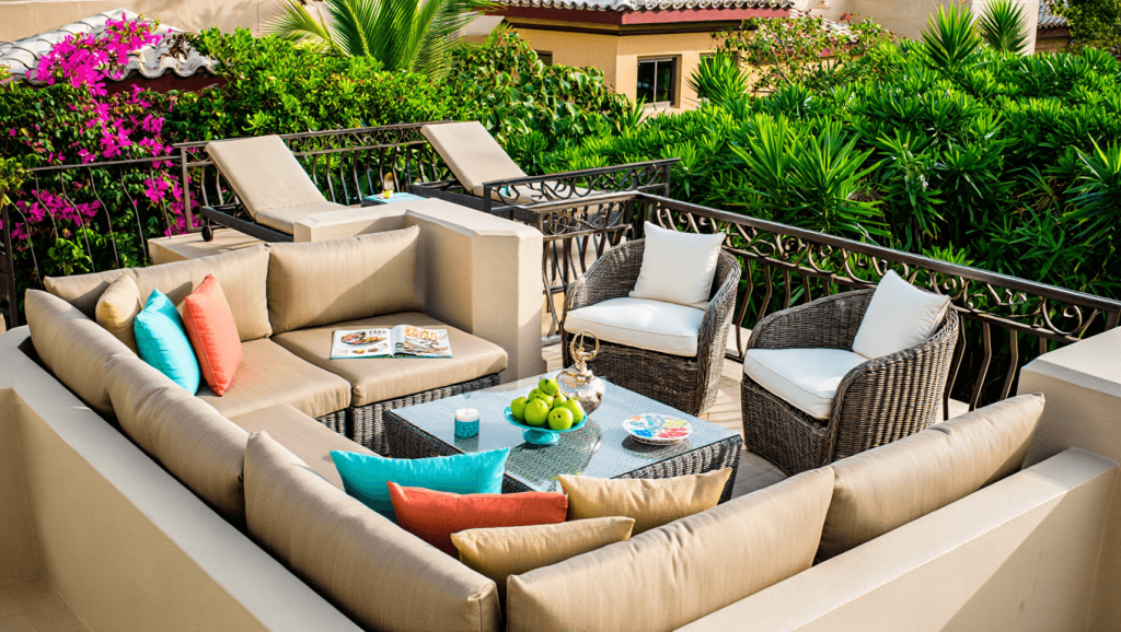 Make Your Backyard ‘Look Like a Resort’ With These Daybeds, Lounge Chairs, and Outdoor Sofas—Up to 67% Off