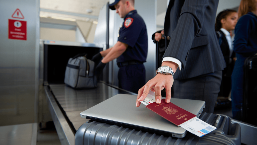 10 Safety Mistakes You’re Making at the Airport That Turn You Into a Target—and How to Avoid Them