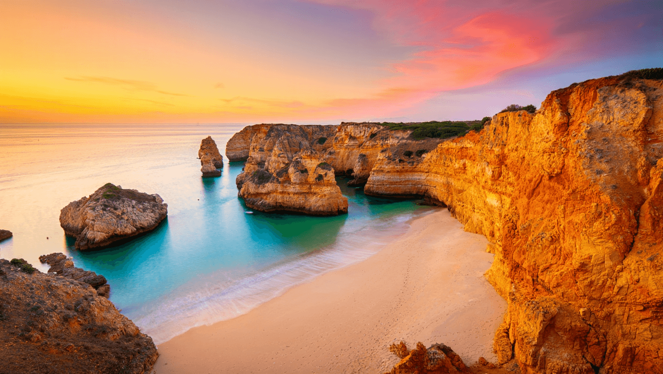 The 10 best beaches in the Algarve